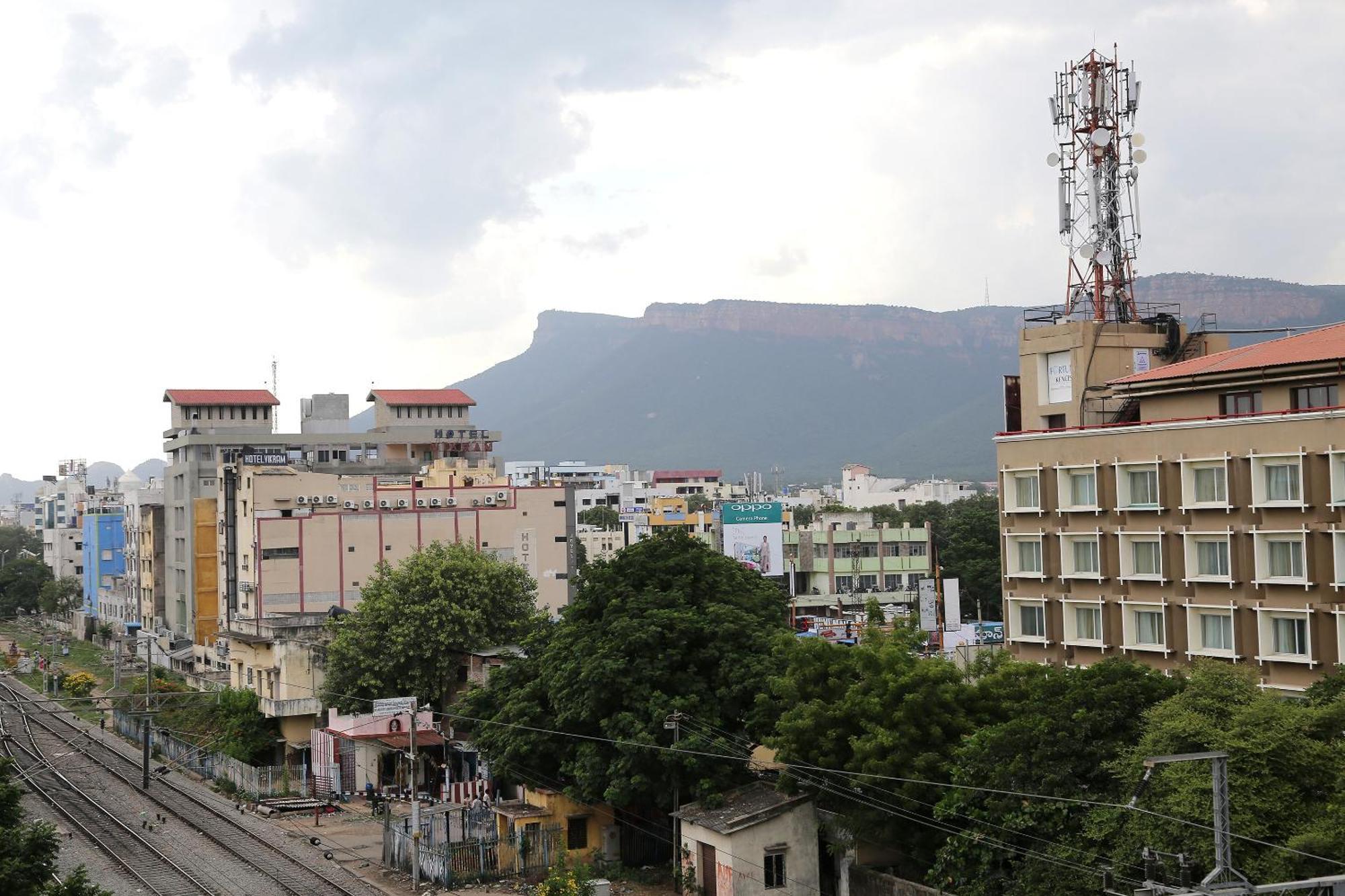 Collection O Poojith Residency Hotel Tirupati Eksteriør billede